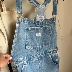 LEVI OVERALLS (SHORTS) BARELY WORN